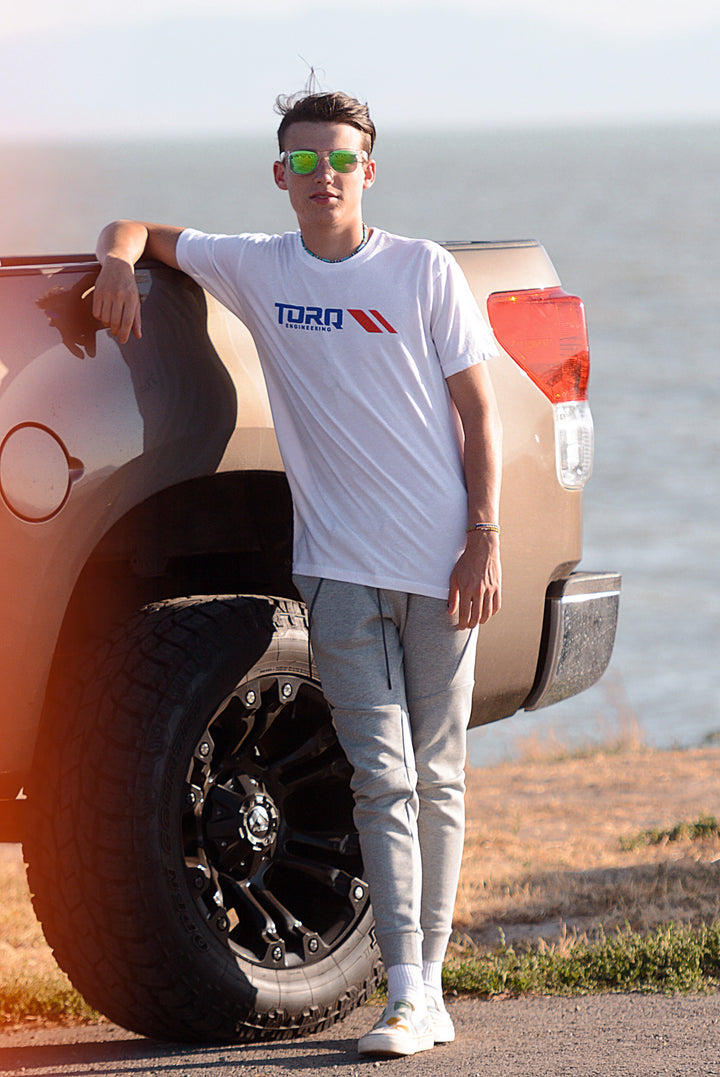 SHORT SLEEVE T-SHIRT